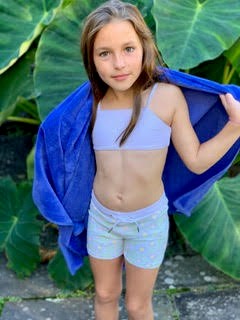 sweet cheeks blú towel